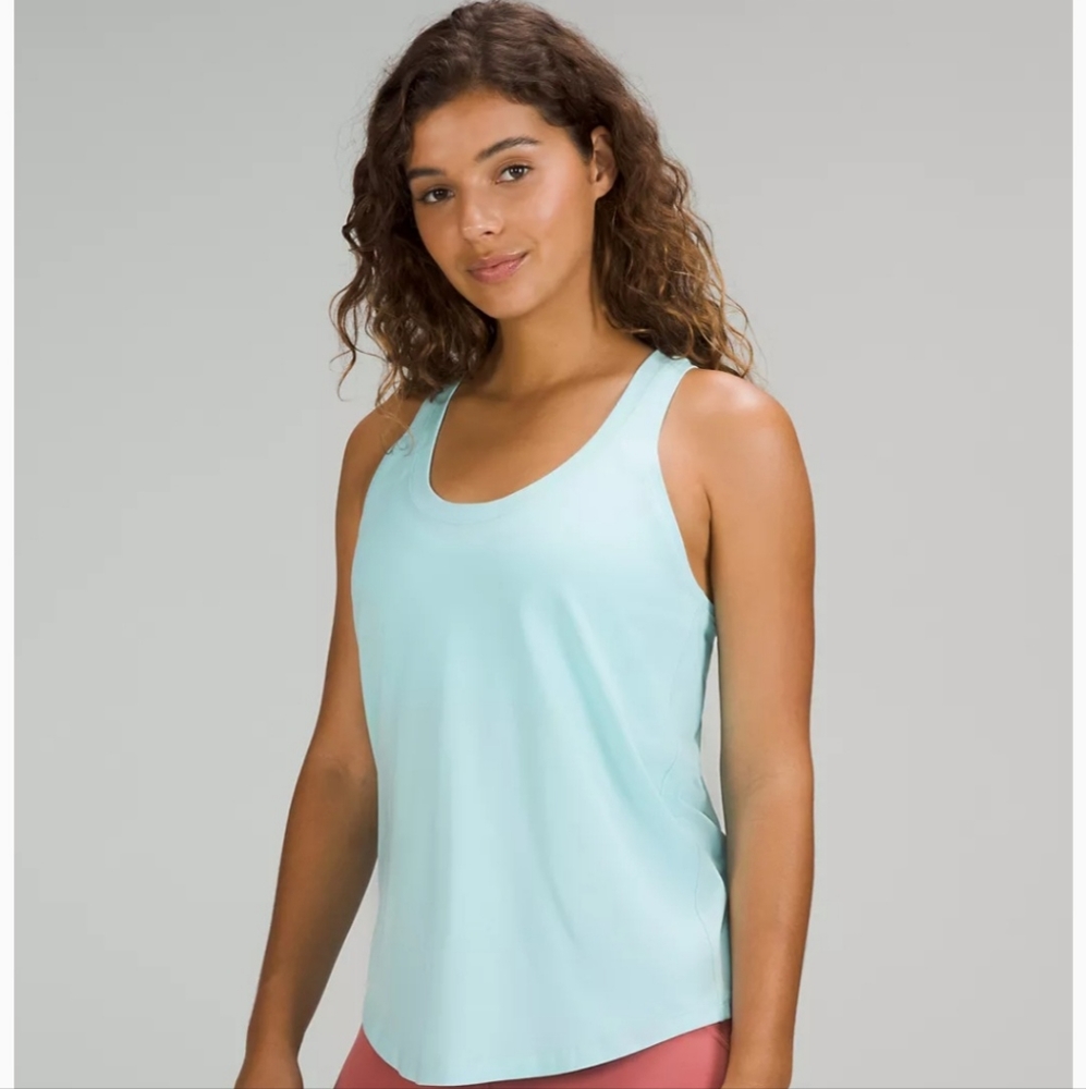 LULULEMON LOVE TANK SIZE 10